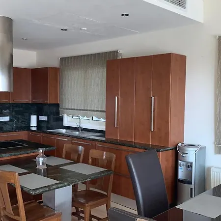 Villa Lucky 7 Beachfront *