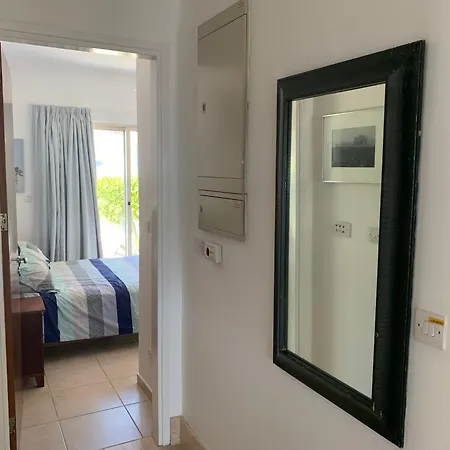 Villa Lucky 7 Beachfront Perivolia