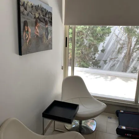 Lucky 7 Beachfront Perivolia