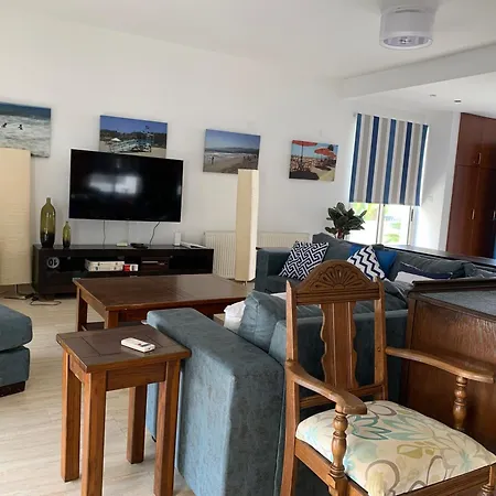 Villa Lucky 7 Beachfront *